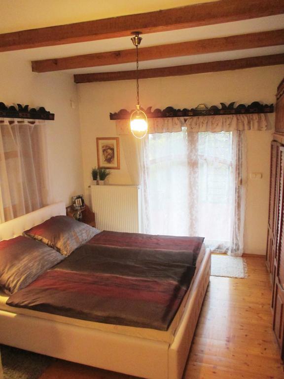 Mediterran Apartman Pécs Eksteriør bilde